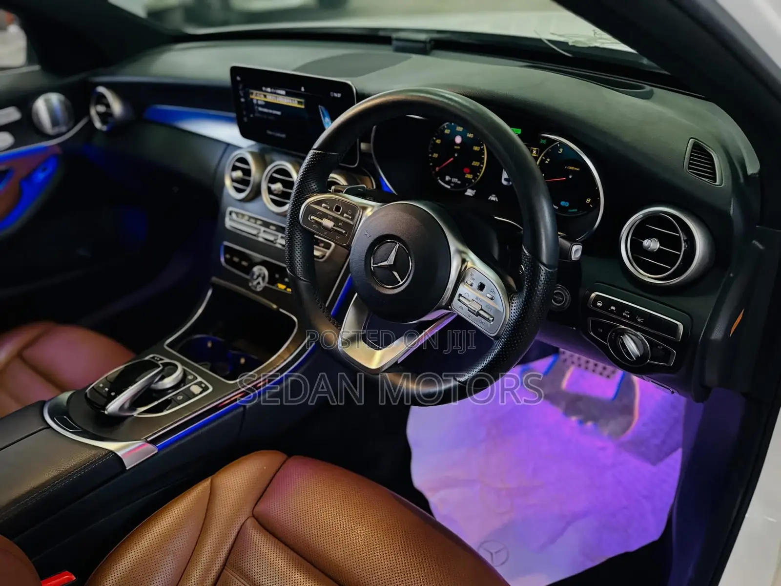 Mercedes-Benz C200 2020 Pearl