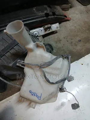 Toyota Passo 2006 Washer Bottle