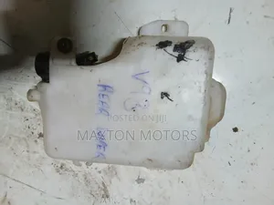 Pajero Shogun V93 Tailgate Washer Bottle