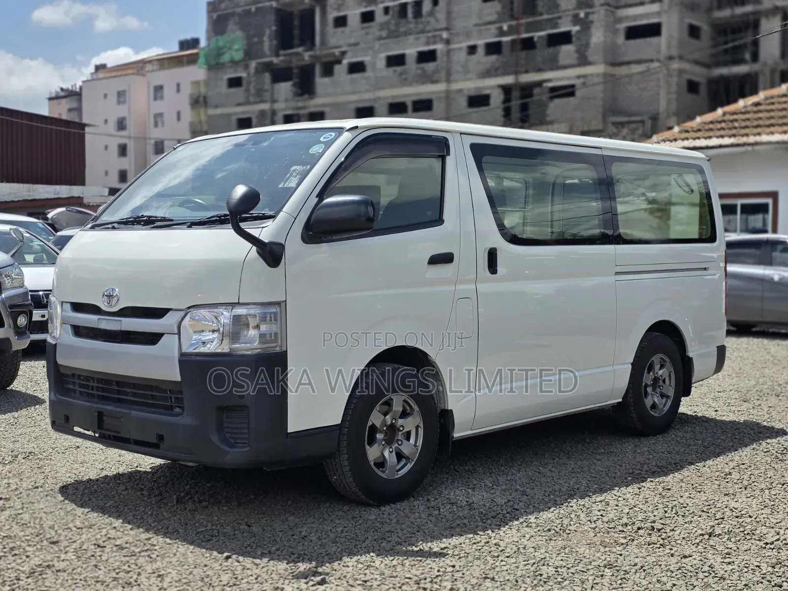 Toyota HiAce 2019 White