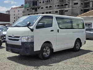 Toyota HiAce 2019 White
