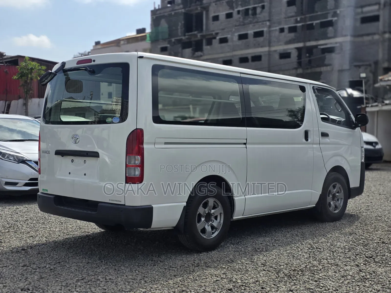 Toyota HiAce 2019 White