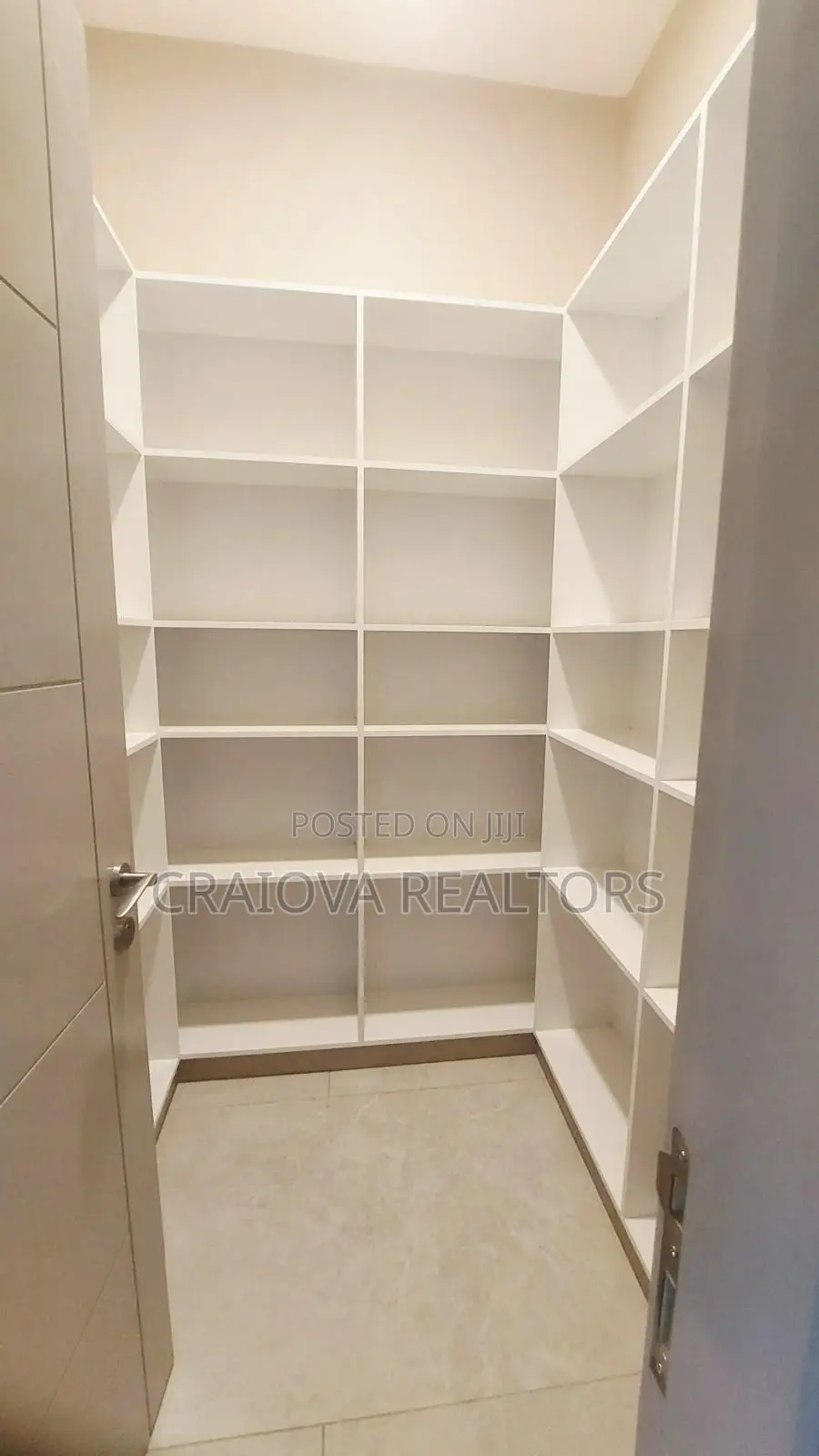 4bdrm Townhouse/Terrace in Phenom Estate for sale
