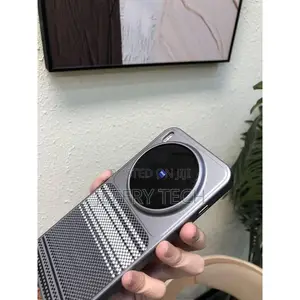 Vivo X300/X300 Pro, Built-in Magnetic Kevlar Pattern, Shock Absorption