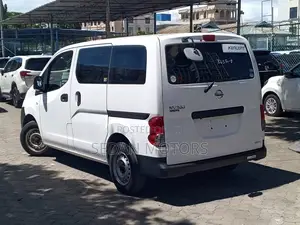 Nissan NV200 2019 White