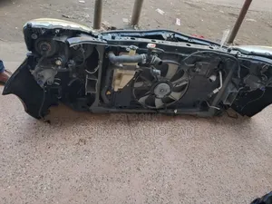 Nosecut Toyota Aqua Non Xenon 2016-2018