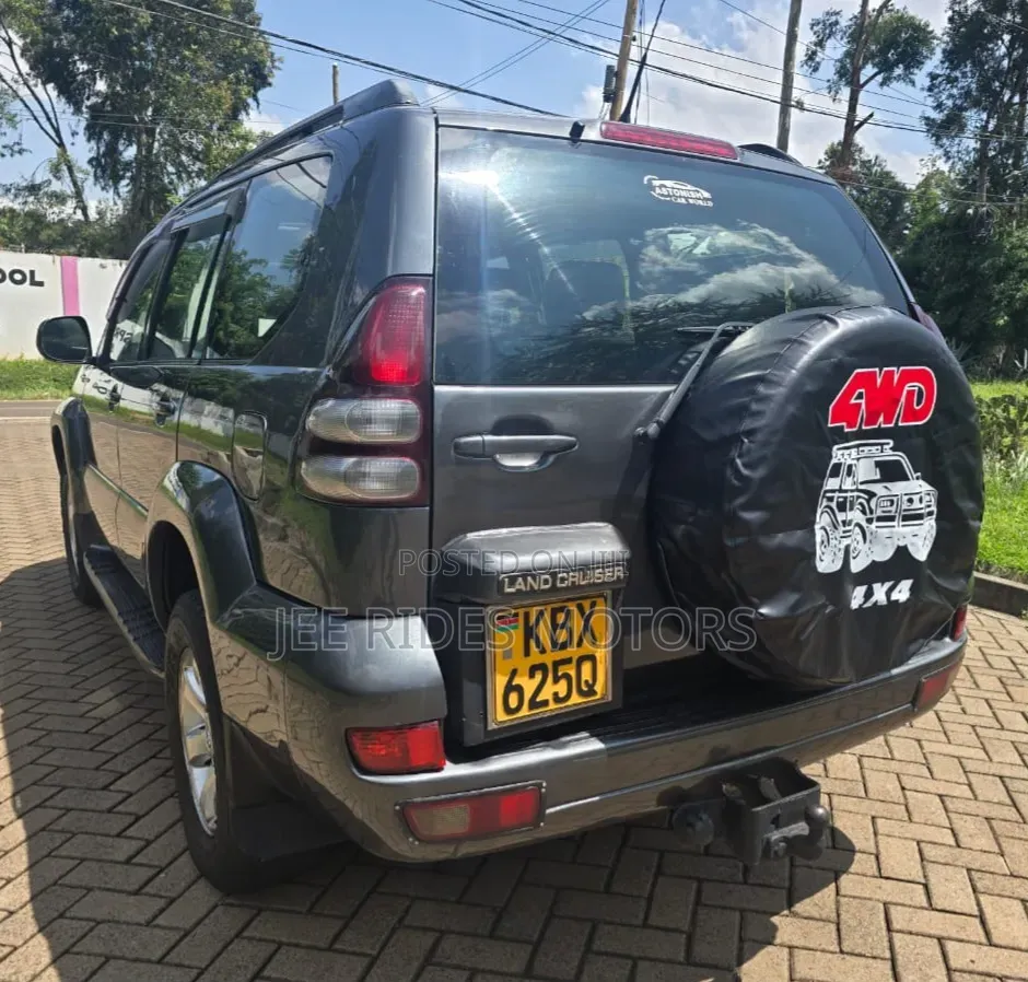 Toyota Land Cruiser Prado 3.0 D-4D 5dr 2007 Gray