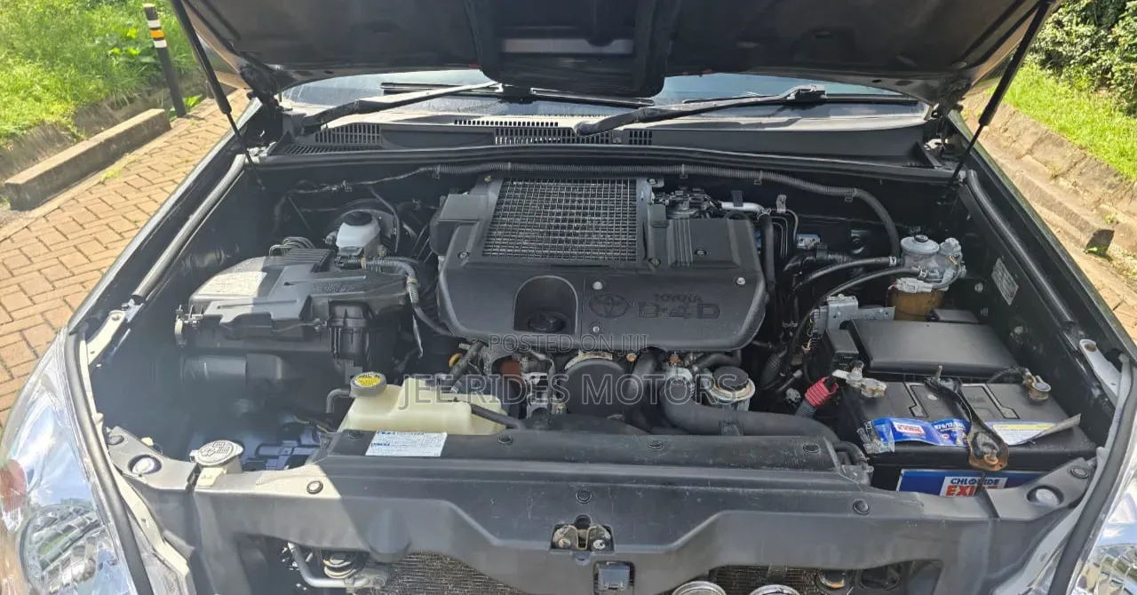 Toyota Land Cruiser Prado 3.0 D-4D 5dr 2007 Gray