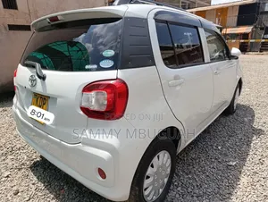 Toyota Passo 2017 Pearl