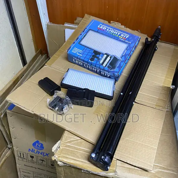 416 Led Photography Fill Light With Adjustable Height Stand
