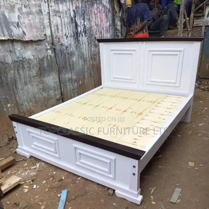 4x6 Panel Bed White Hardwood