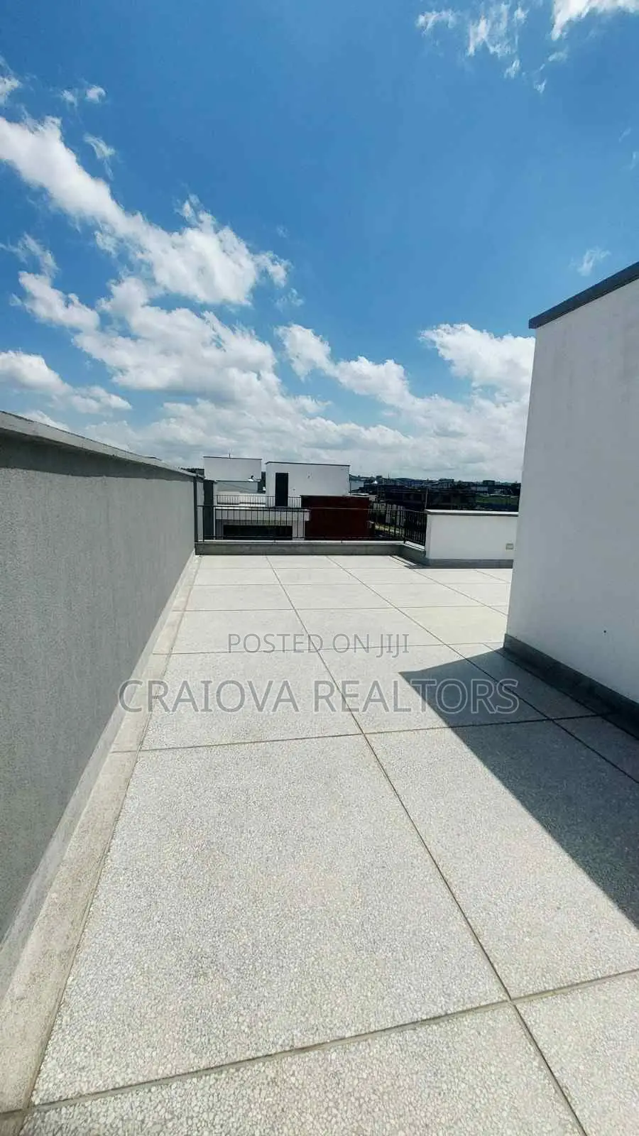 4bdrm Townhouse/Terrace in Phenom Estate for sale
