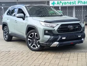 Toyota RAV4 2021
