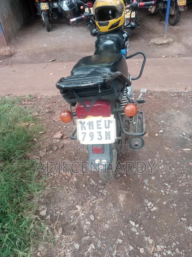 TVS HLX 125 2018 Black - thumbnail 7