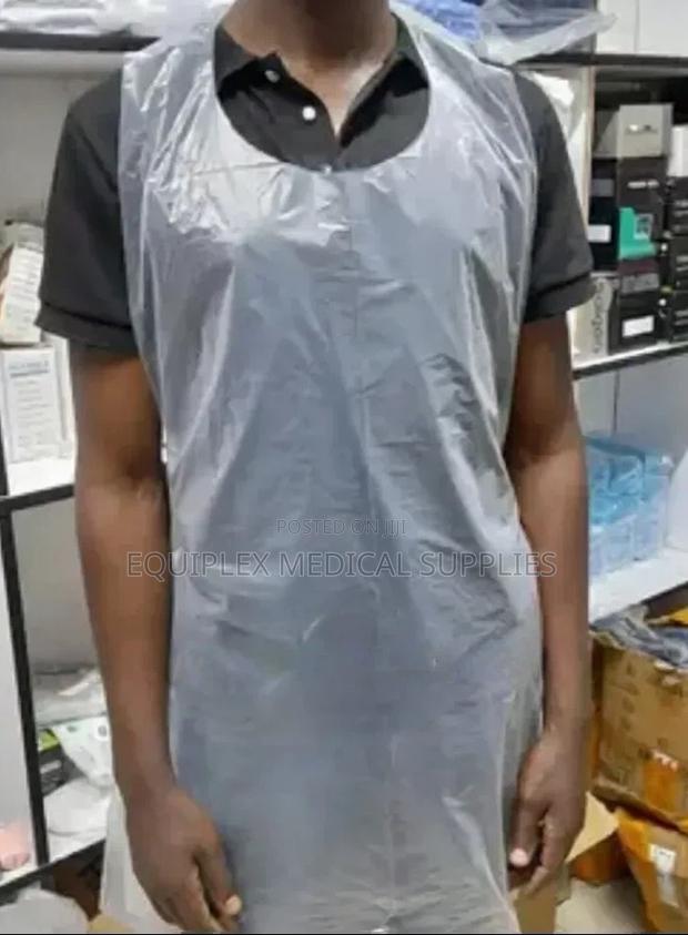 High Quality Disposable Hospital Aprons (100s)