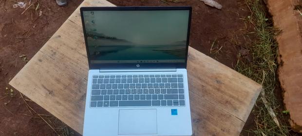Laptop HP 14-ep0063 4GB Intel Core i5 SSD 500GB - thumbnail 2
