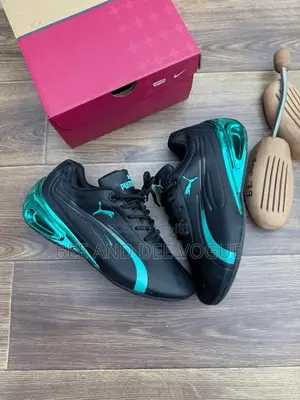 Men Sneakers