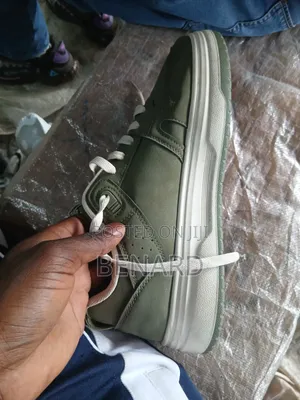 Premium Mtumba Camera Shoes