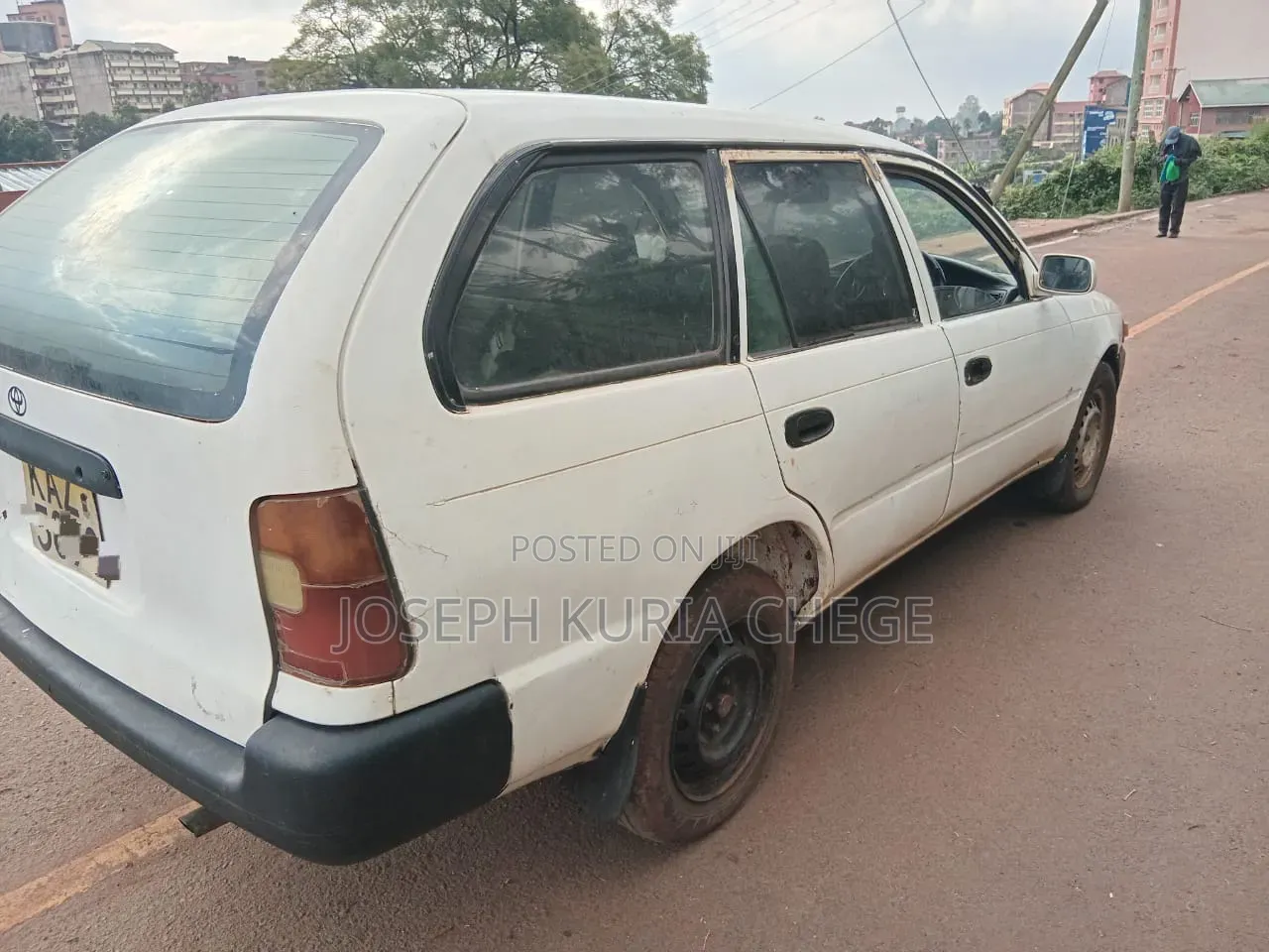 Toyota Corolla 2000 White