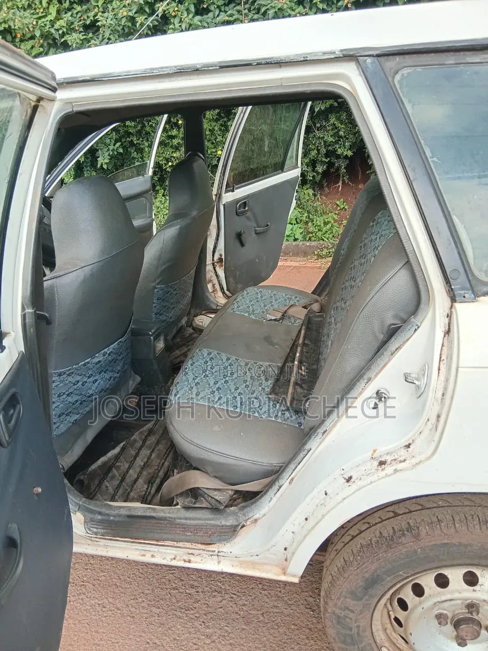Toyota Corolla 2000 White