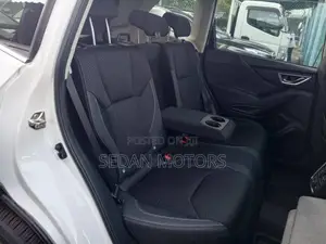 Subaru Forester 2019 Pearl