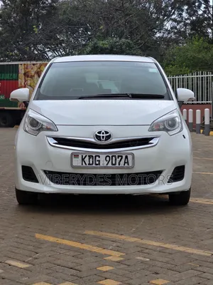 Toyota Ractis 2015 White