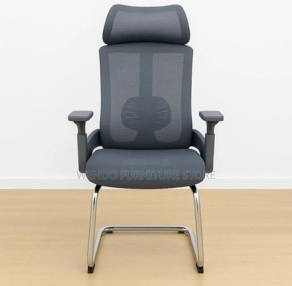 Office Chair : Black Mesh Back Visitor Office Chair - Chrome Base - thumbnail 4