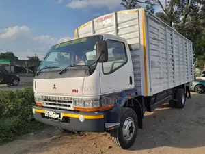 Mitsubishi Fh Lorry 2015 White