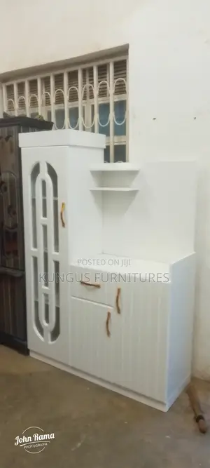 White Kitchen Cabinet