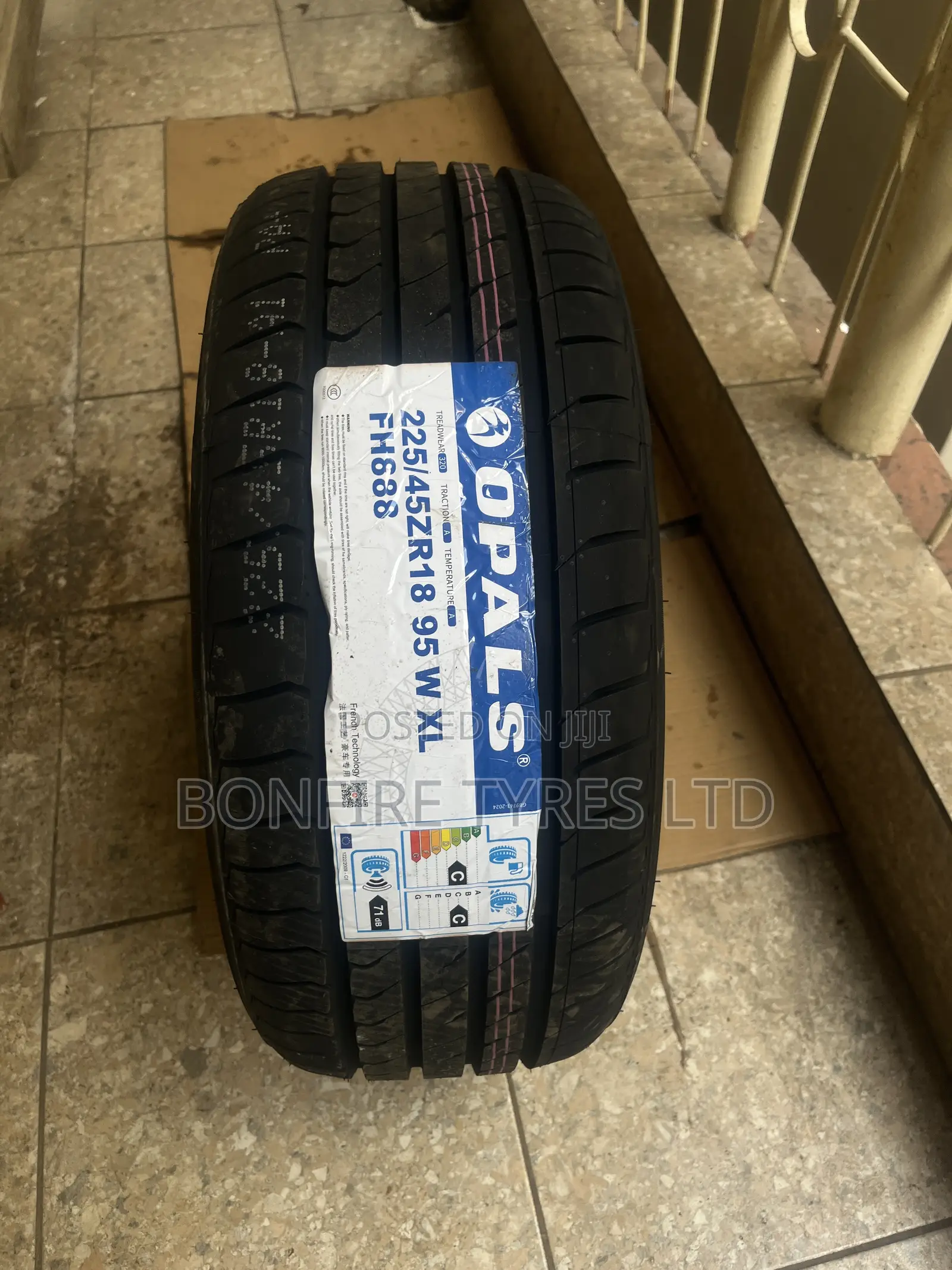 225/45zr18 Opals