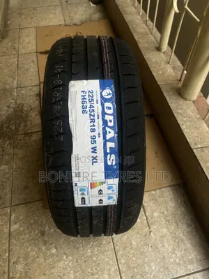 225/45zr18 Opals