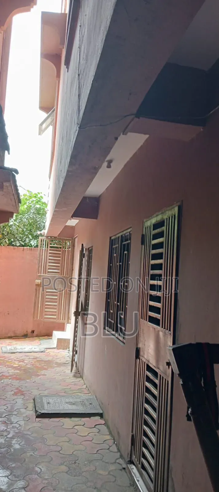 3bdrm Block of Flats in Majengo Sakina for sale