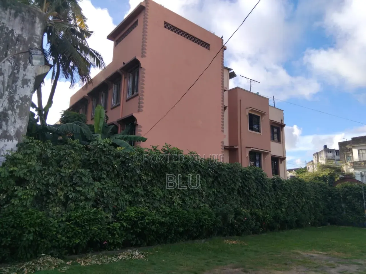 3bdrm Block of Flats in Majengo Sakina for sale
