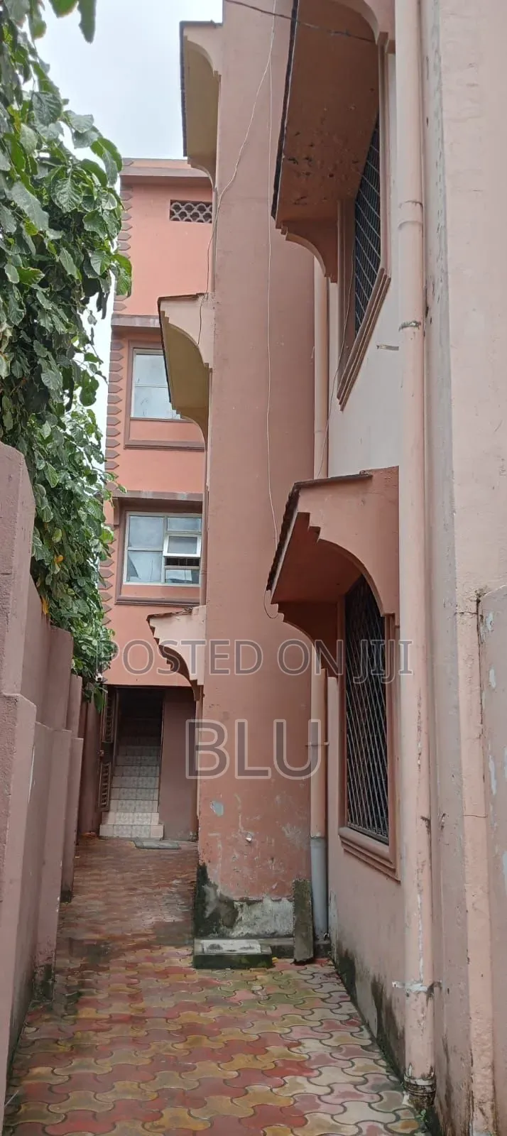 3bdrm Block of Flats in Majengo Sakina for sale