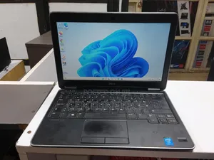 Laptop Dell Latitude E7240 8GB Intel Core i5 SSD 128GB
