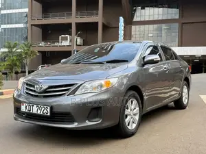 Toyota Corolla S Manual 2012 Silver