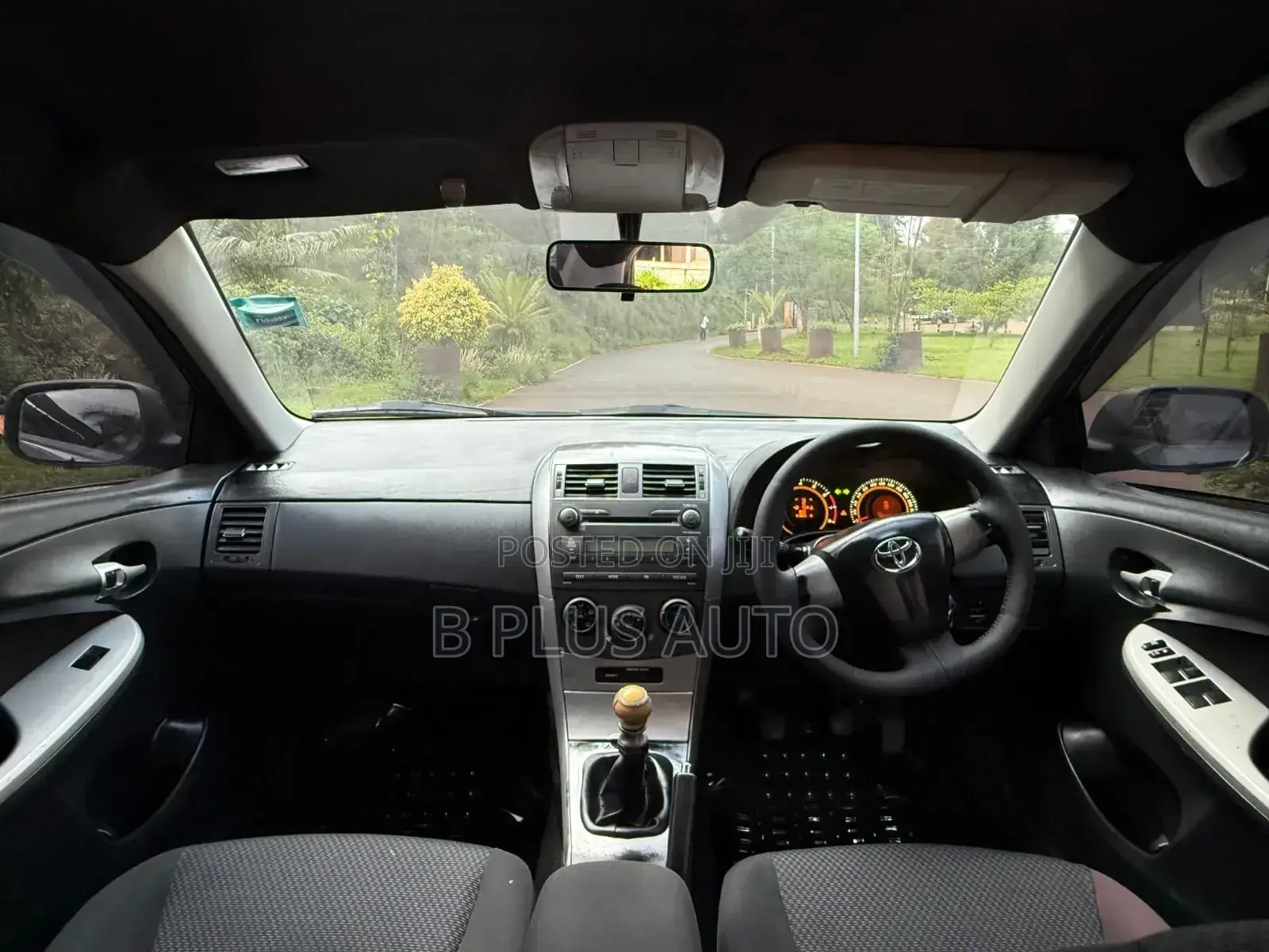 Toyota Corolla S Manual 2012 Silver