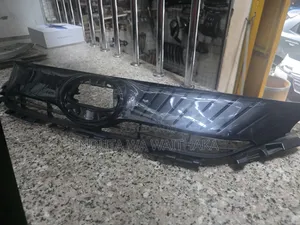 Front Grille Harrier 2022