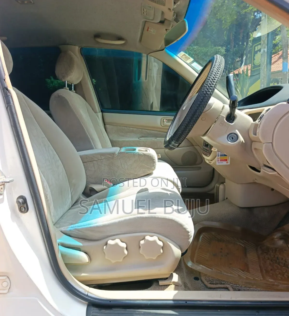 Toyota Vista 2000 White