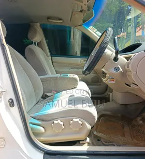 Toyota Vista 2000 White