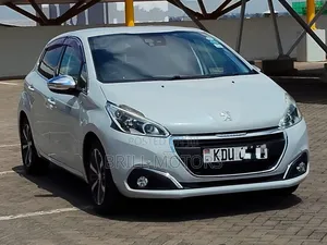 Peugeot 208 2018 White