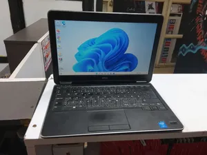 Laptop Dell Latitude E7240 8GB Intel Core i5 SSD 128GB