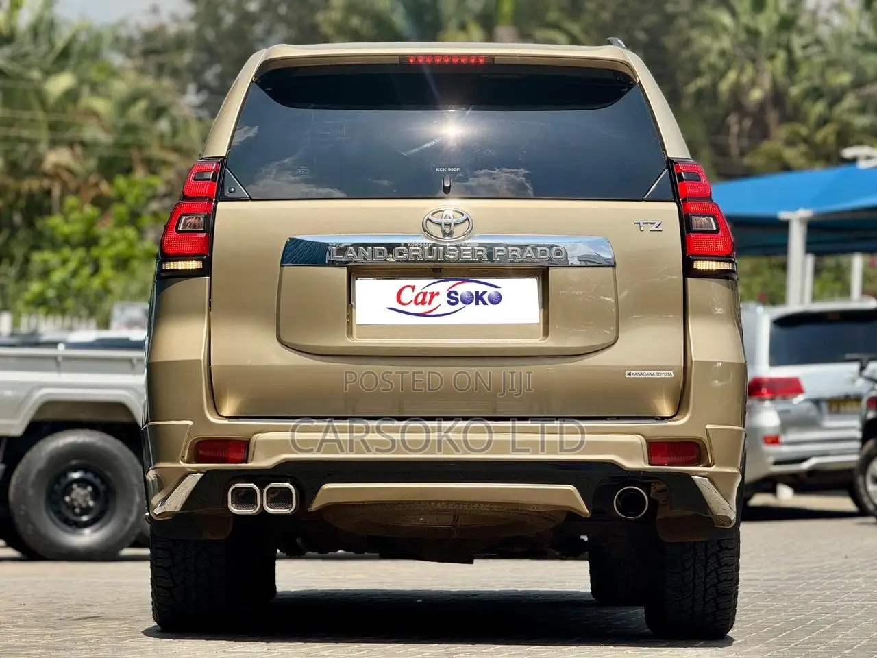 Toyota Land Cruiser Prado 4.0 Petrol TX-L 2011 Gold