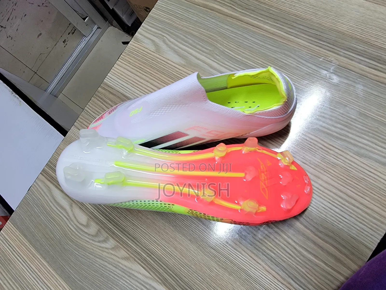 Addidas F50 Laceless Soccer Boot