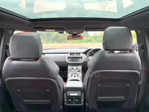 Land Rover Range Rover Evoque SE Premium 4x4 5-Door 2018 Black