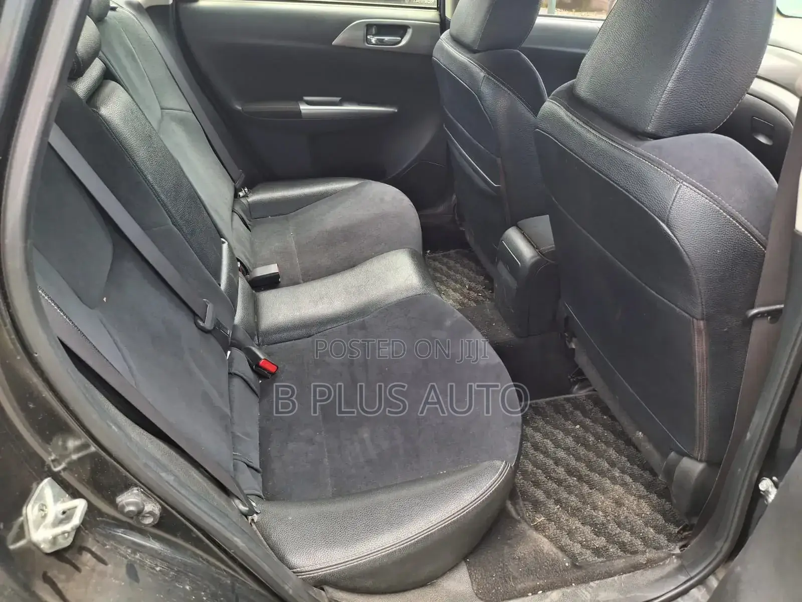 Subaru Impreza 1.5 2011 Gray
