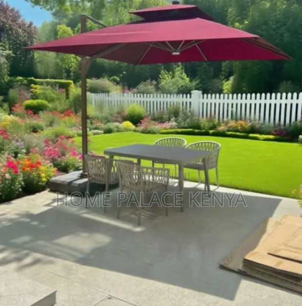 Outdoor Sunshade: Cantilever Patio Umbrella With Durable Stand