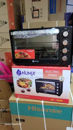 Nunix E40-R Black 40-Liter Electric Rotisserie Oven With a 1600-Watt