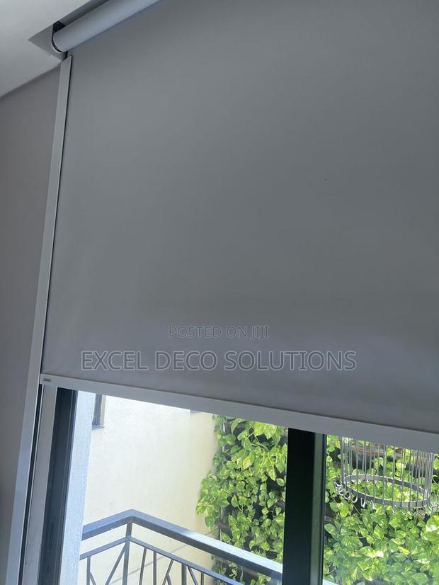 Roller Blinds – Stylish Light Control for Every Room