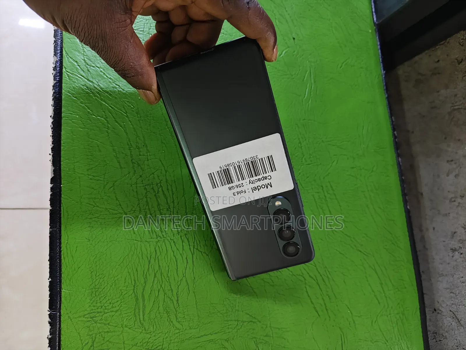 New Samsung Galaxy Z Fold 3 256 GB Black
